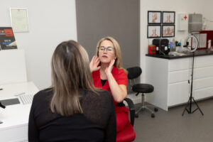 During your free consultation with our medical team, you’ll have the chance to ask any questions and clear up any uncertainties. Additonally, we are regulated by the Care Quality Commission, which is a legal requirement to perform minor skin surgery. This esnures that you are in safe, experienced hands throughout the entire process. Furthermore, all treatments, procedures, and products at Persona undergo thorough research and careful selection by Dr. Lisa and our medical team, as above all, your safety and well-being remain our top priority.